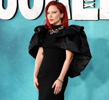 Лейди Гага Стефани Джерманота една от най големите световни звезди отново