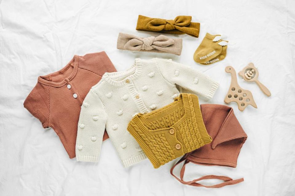 дрехи за бебе