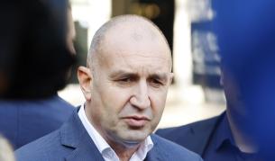 Радев: Назначаването на особения управител на "Лукойл" е извън закона