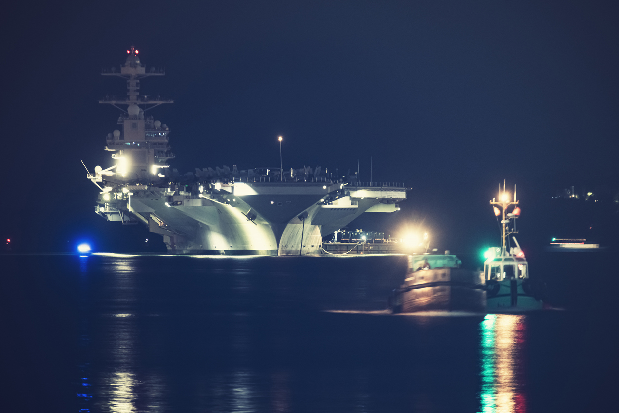 САЩ докараха самолетоносач на прага на Венецуела