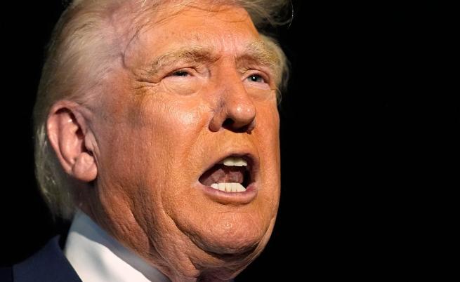 Тръмп обърна курса - поиска публикуване на досиетата 