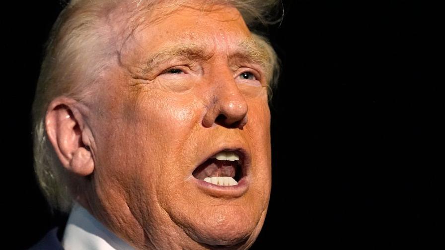 Тръмп обърна курса - поиска публикуване на досиетата "Епстийн"