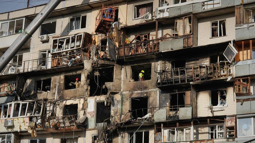 Украйна в жилищна криза: 2,5 милиона домакинства останаха без подслон