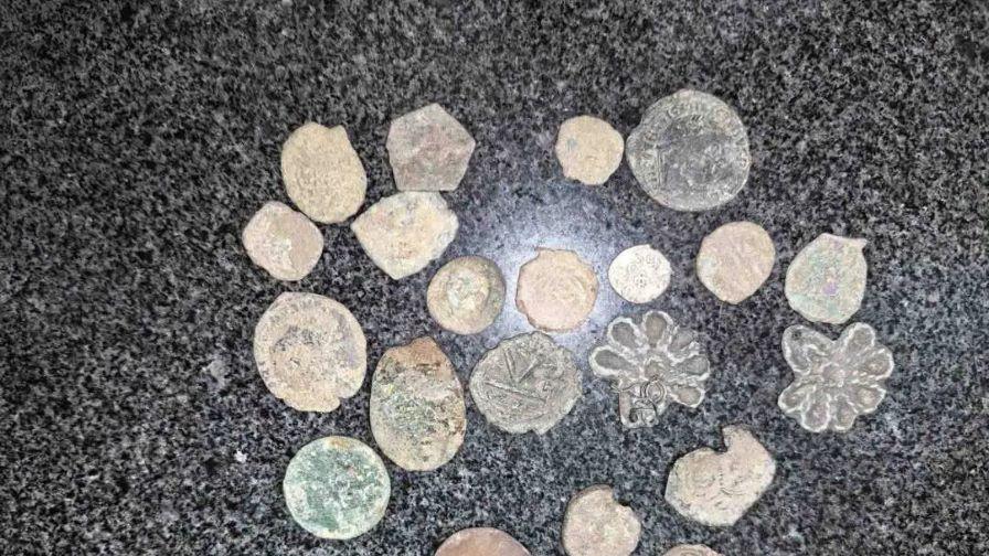 Откриха ценни артефакти в дома на мъж в Айтоско