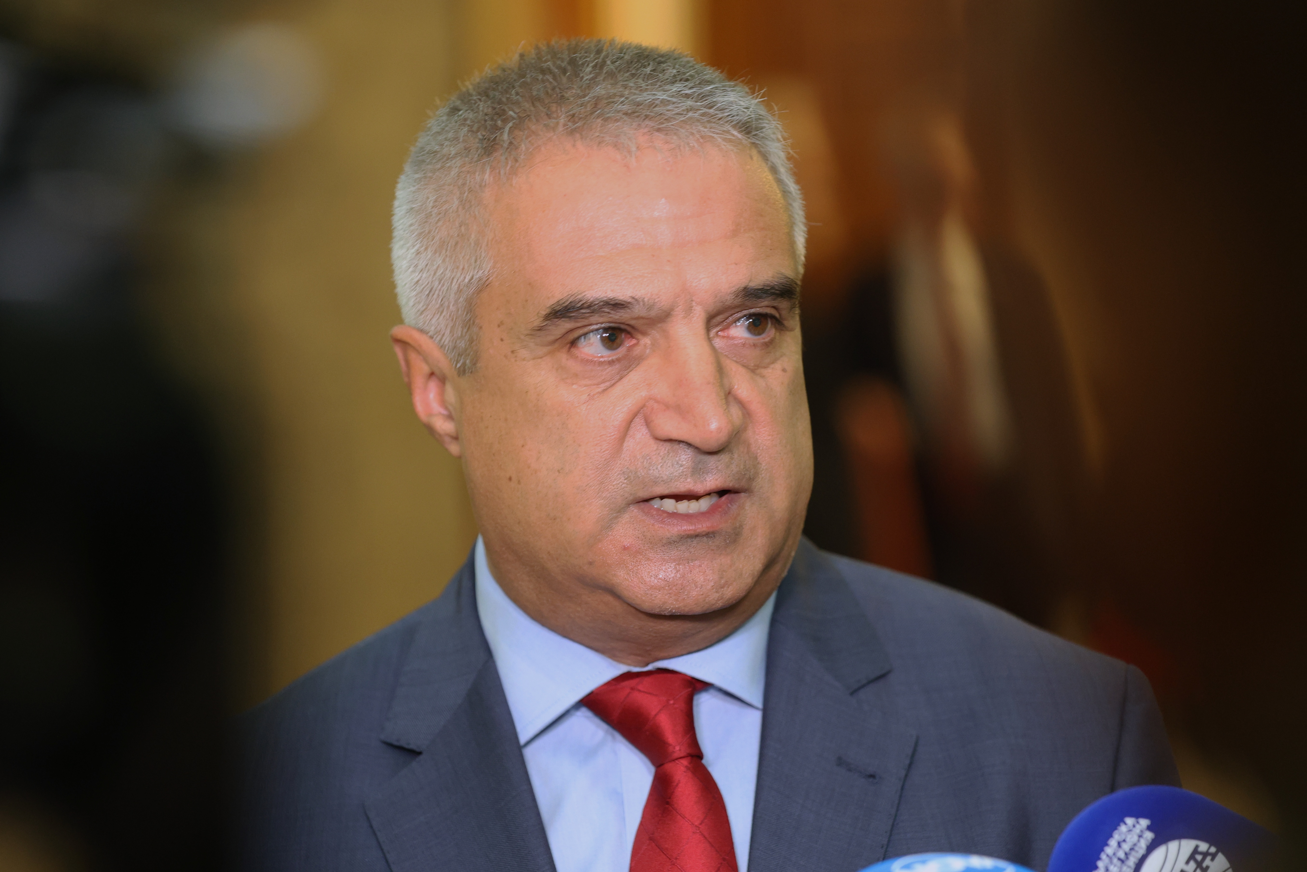 АИКБ предлага алтернативни разчети за всяко от възможно отпадащите приходни пера в бюджета