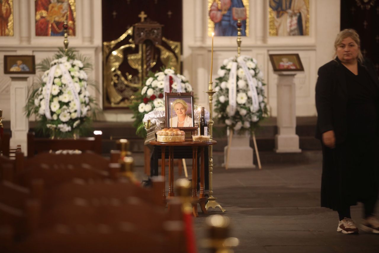 <p>Последно сбогом с астроложката Светлана Тилкова &ndash; Алена</p>