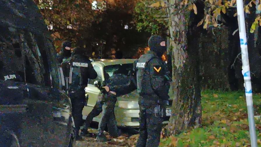 Хванаха автокрадци в София минути след кражба на кола