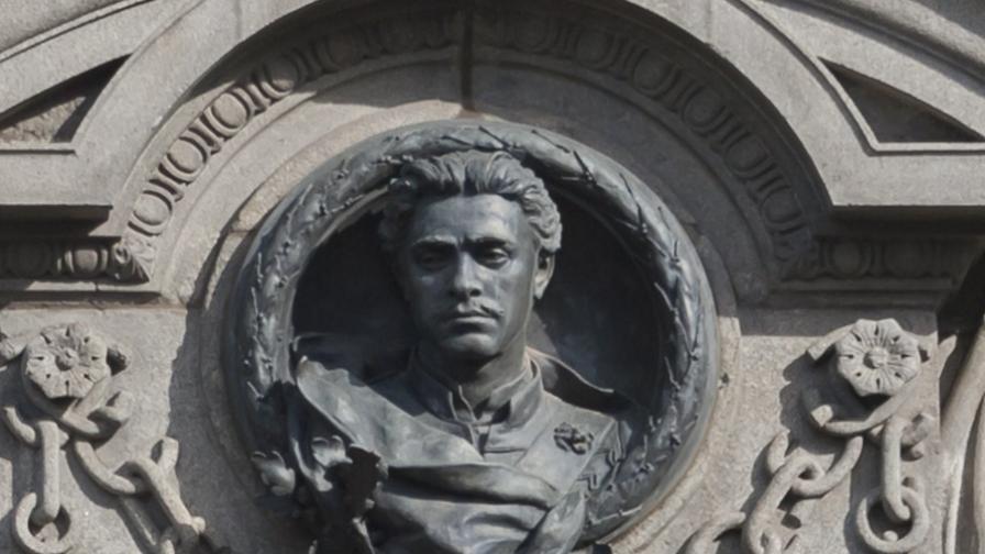 Откриват барелеф на Васил Левски в центъра на Монца