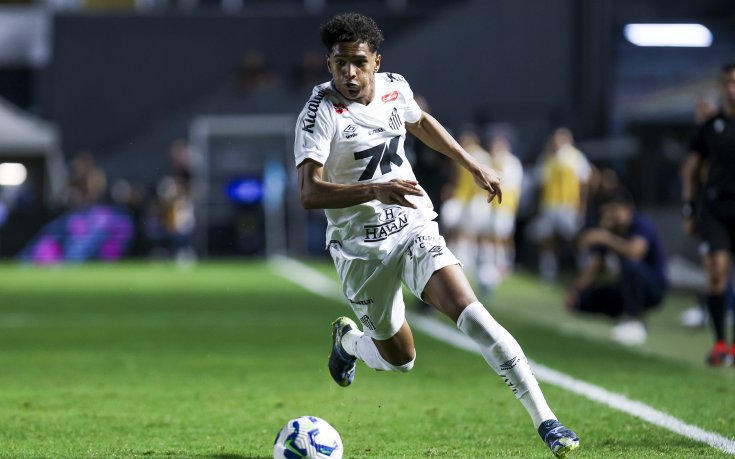 Трио южноамериканци попадна в полезрението на Байерн