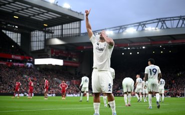 Барселона си хареса защитник на Нотингам