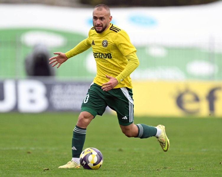 Добруджа Локомотив Пловдив1