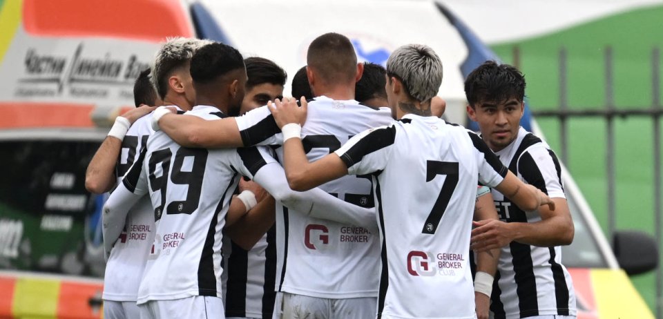 Добруджа Локомотив Пловдив1