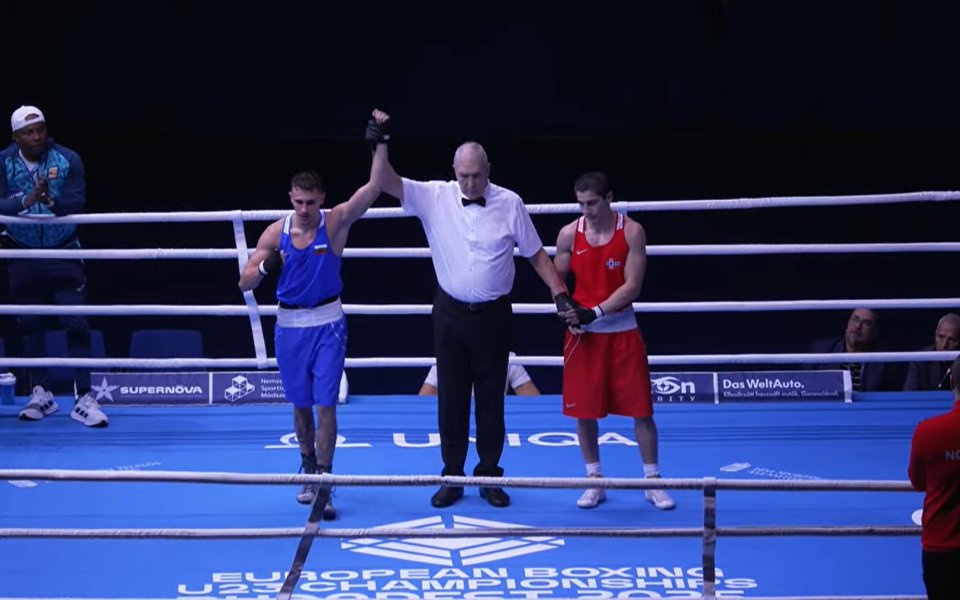 Отличен старт на боксьора Викторио Илиев в Будапеща