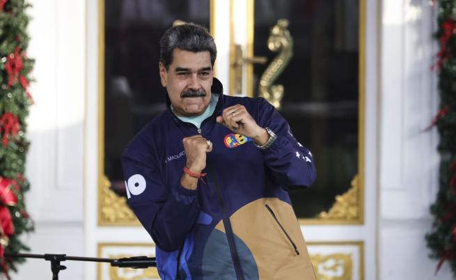 Мадуро предизвиква САЩ с танц в стил Тръмп и мирни лозунги (ВИДЕО)