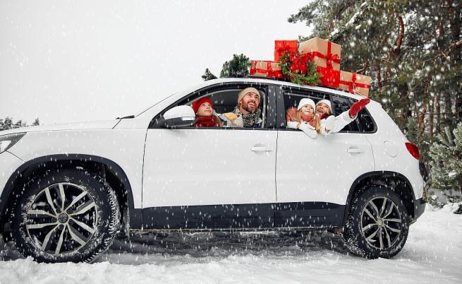 Топ съвети за шофьори: Как да пътуваме безопасно за Коледа и Нова година