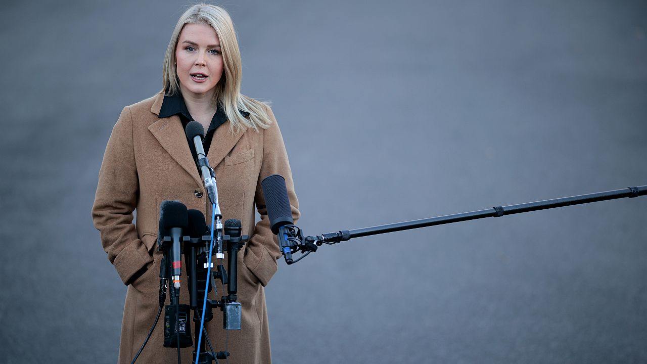 Роднина на прессекретаря на Белия дом Каролайн Левит е арестувана от имиграционните