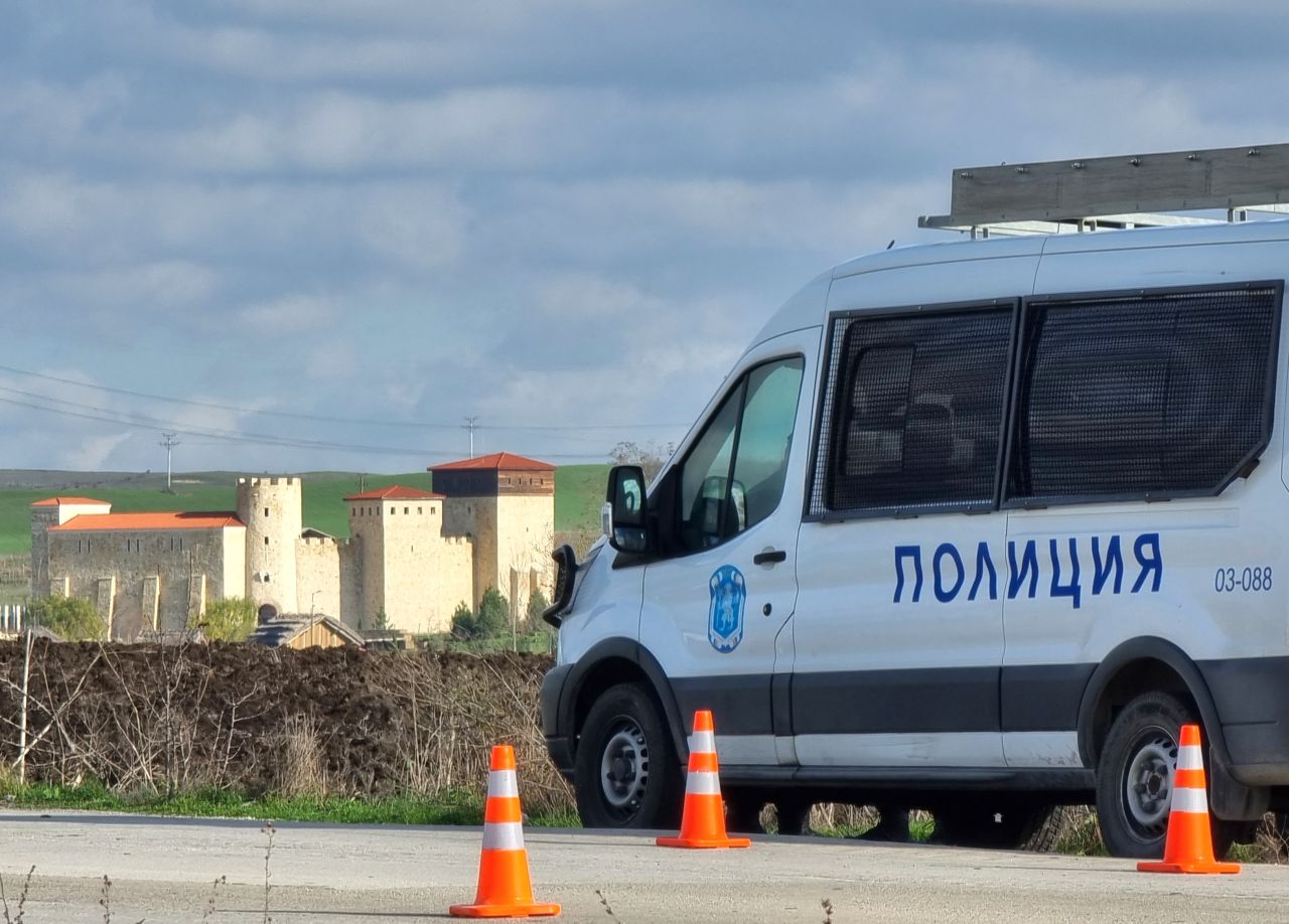 <p>Обиски във &bdquo;Величие&ldquo;: Кадри от акцията срещу имотни измами и пране на пари</p>