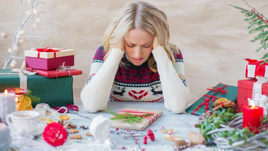 Защо сме изтощени през декември и как да се справим - съветите на експерта