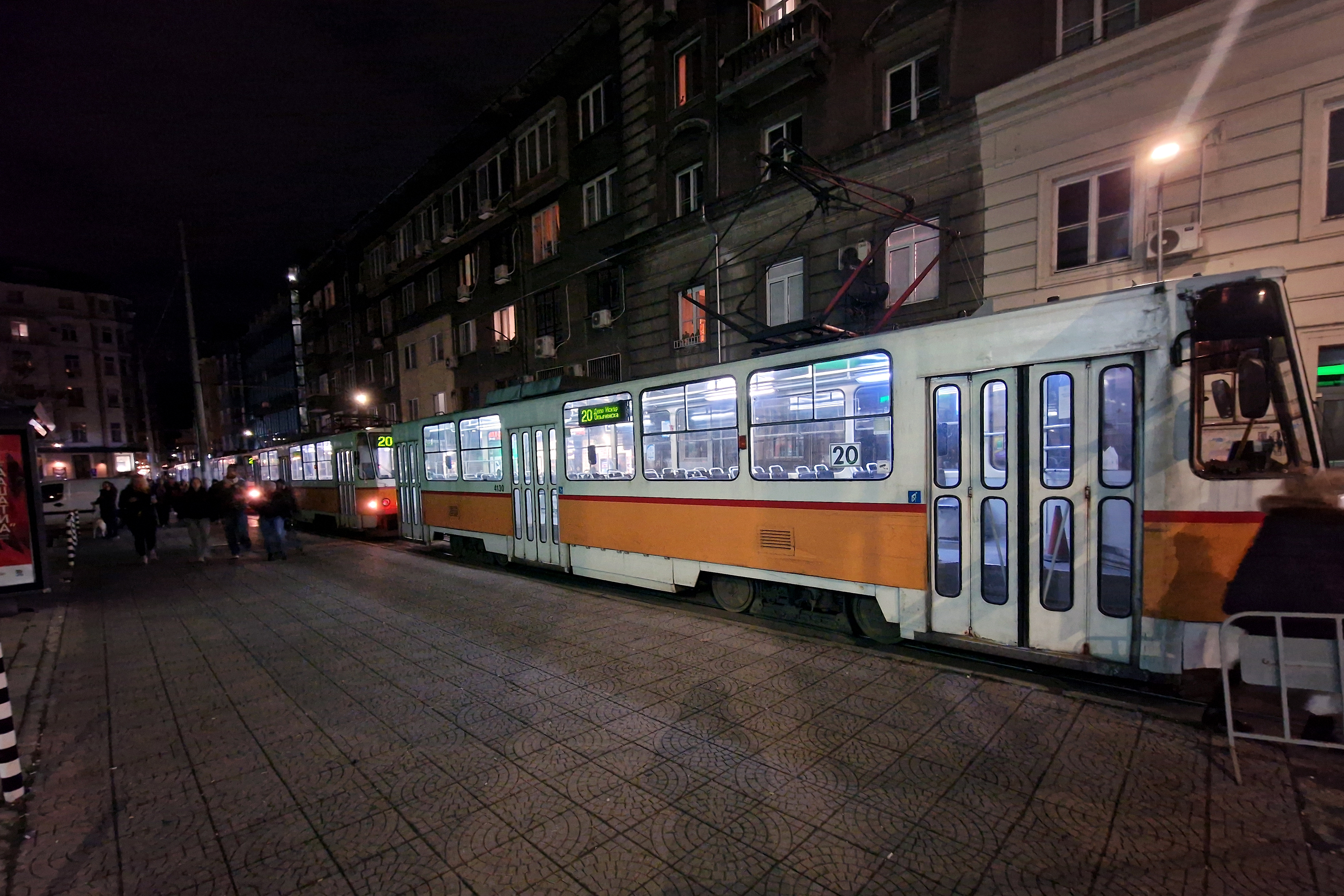 <p>Протест срещу Бюджет 2026 - "Триъгълникът на властта" под обсада.</p>