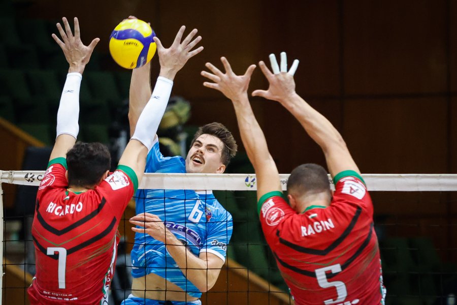 ВК Нефтохимик 2010 Бургас ВК Черно море1