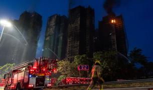 Арестуваха 13 души за пожара със 151 жертви в Хонконг