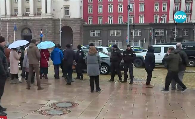 Центърът на София под блокада: Симпатизанти на 