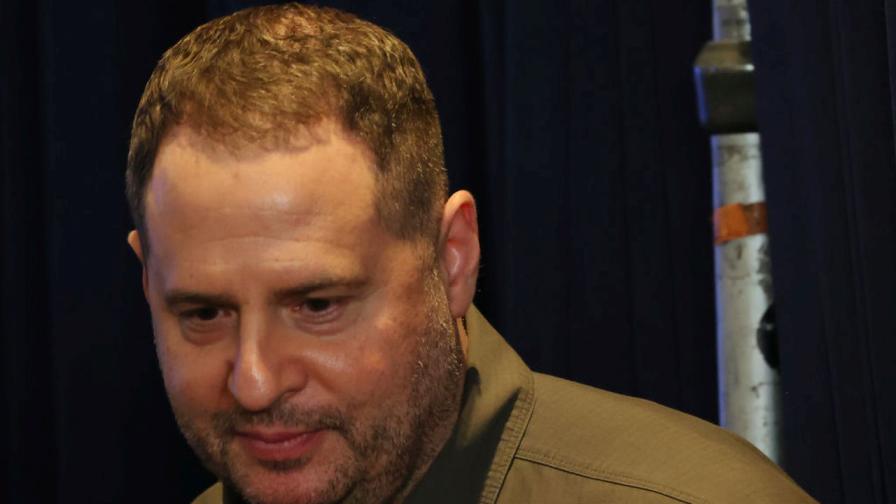 <p>&bdquo;Трябва да започне с Ермак&ldquo;: Обискират офиса на шефа на администрацията на Зеленски</p>