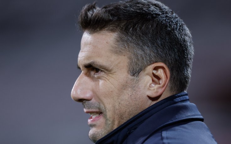 Глобиха треньора на Левски