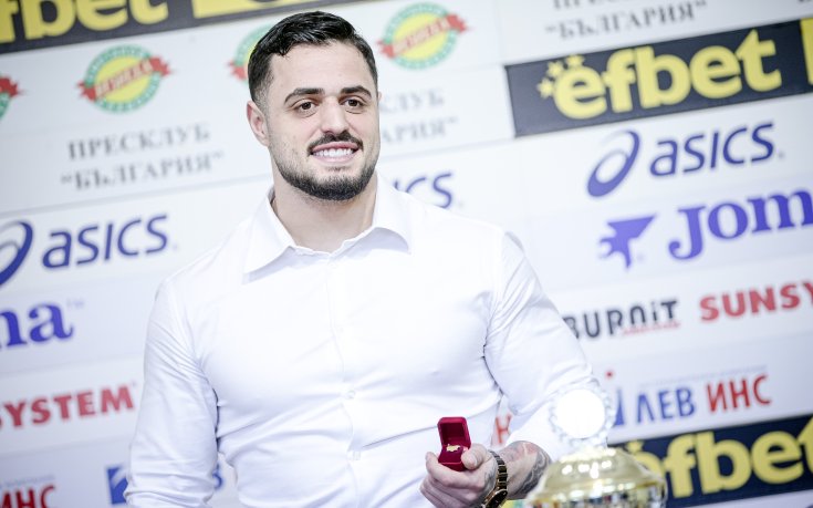 Карлос Насар: Асен Златев ме задържа в България