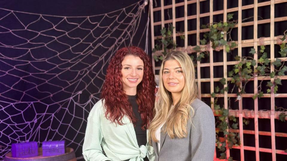 Тя премина през бурите тихо, упорито и със стиснати зъби.е