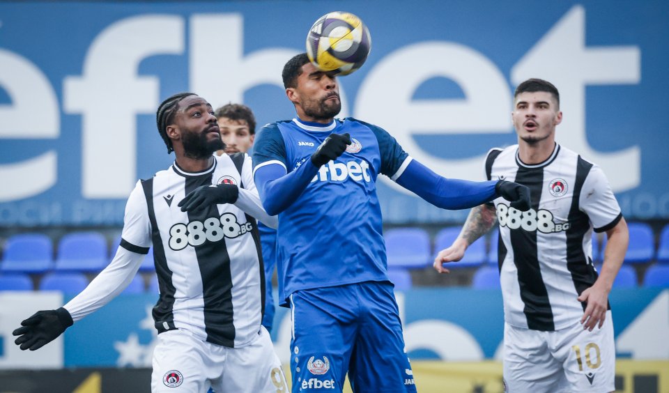 Монтана и Локомотив София1