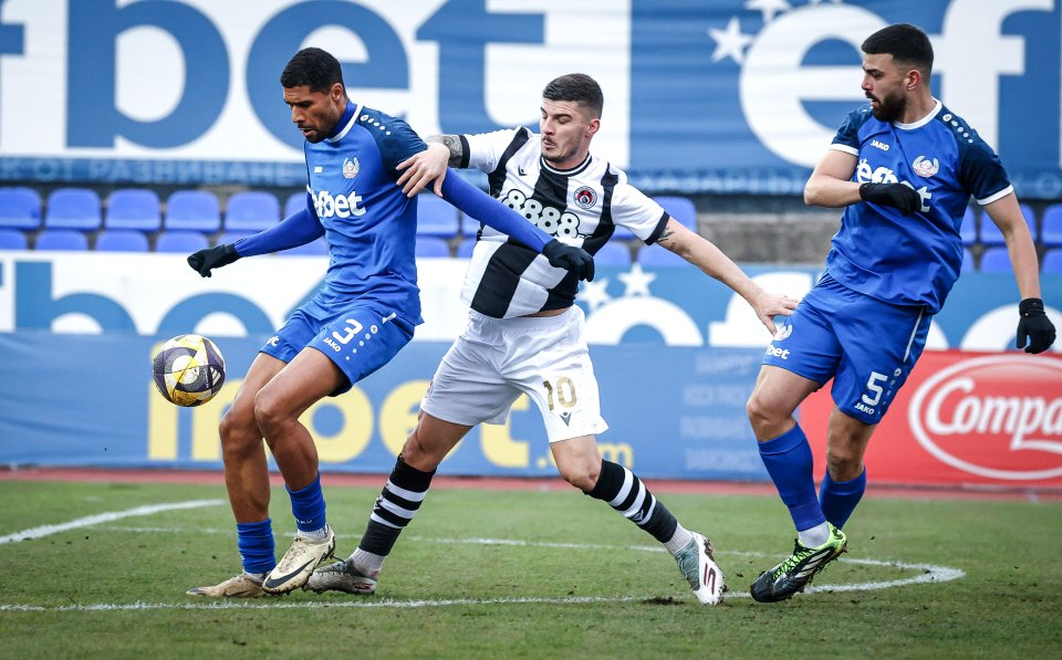 Монтана и Локомотив София1