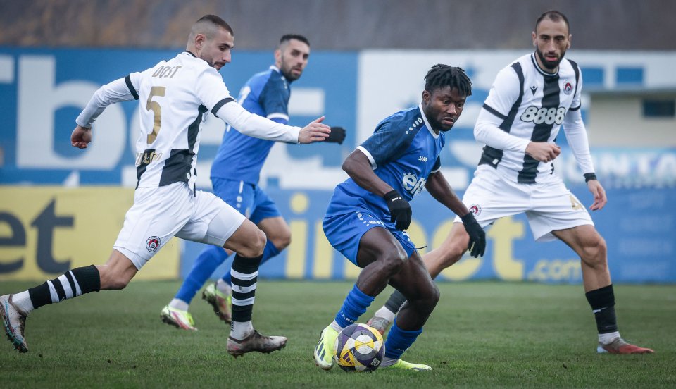 Монтана и Локомотив София1