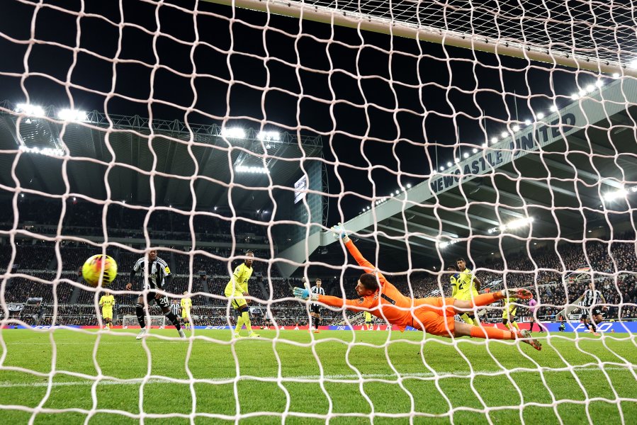 Нюкасъл Юнайтед Тотнъм Хотспър1