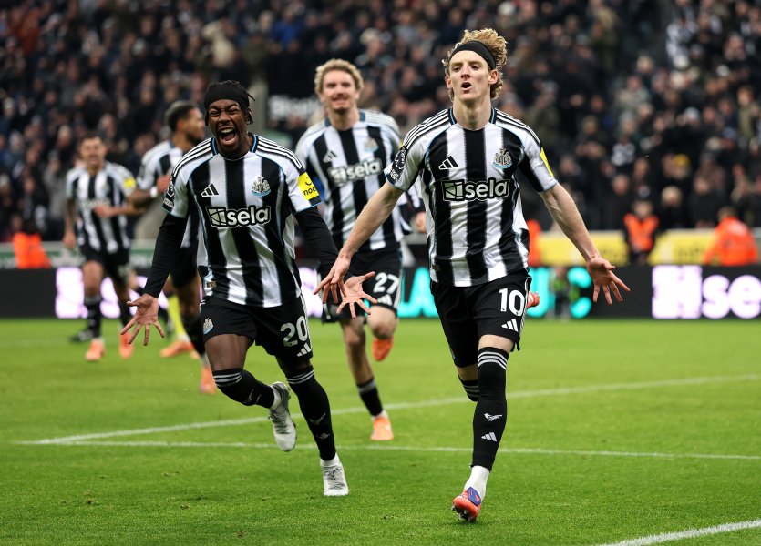 Нюкасъл Юнайтед Тотнъм Хотспър1