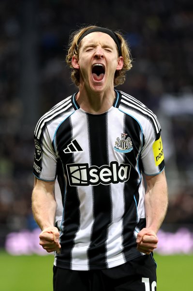 Нюкасъл Юнайтед Тотнъм Хотспър1