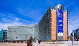 ЕС удължава закрилата за украинците, но с ново важно условие
