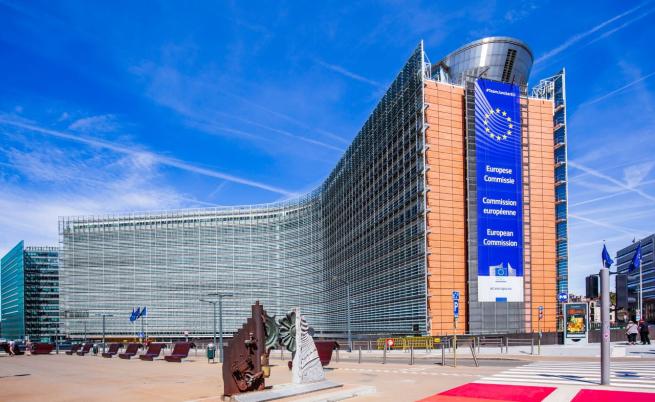 Скандал за 1 млн. евро разтърси ЕК: В какво са обвинени Федерика Могерини и Стефано Санино