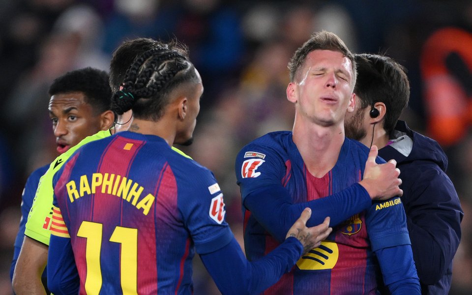 Барселона губи национал до края на годината