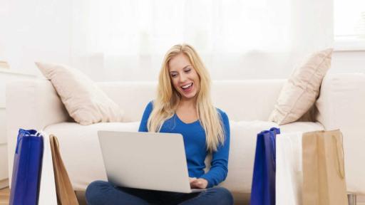 Еволюцията на гардероба – как новото поколение избира стил с един клик?