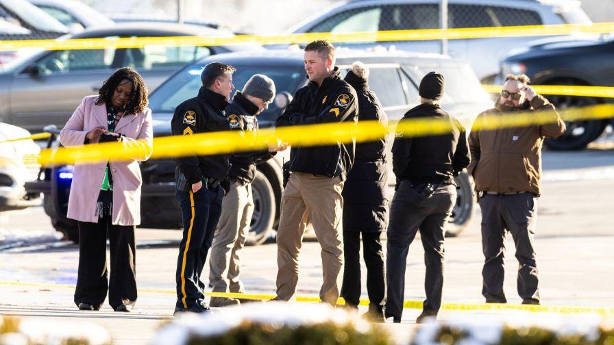 Трима полицаи са ранени при престрелка в Небраска