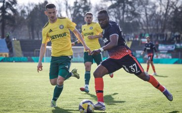 СНИМКИ: Сблъсъкът между Добруджа и Лудогорец