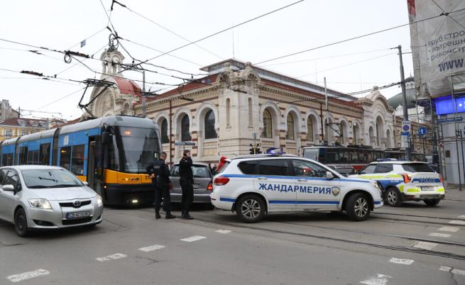 Катастрофа на трамвай и кола в центъра на София