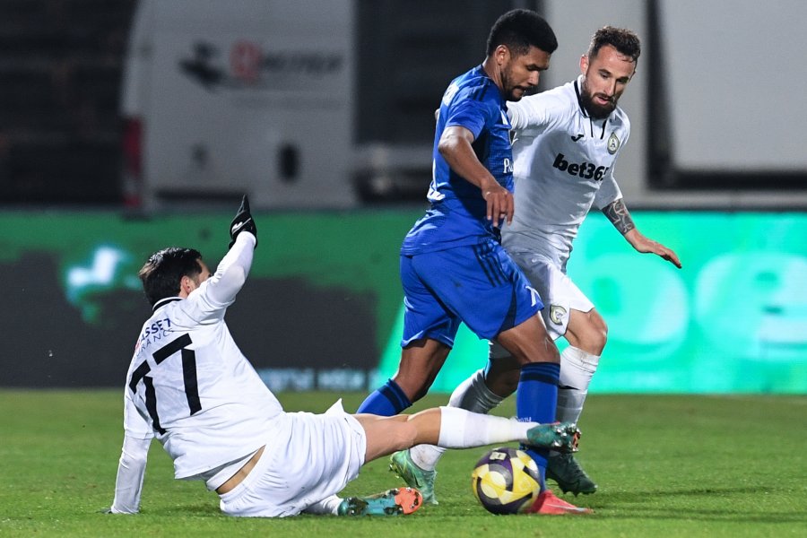 Славия Левски1