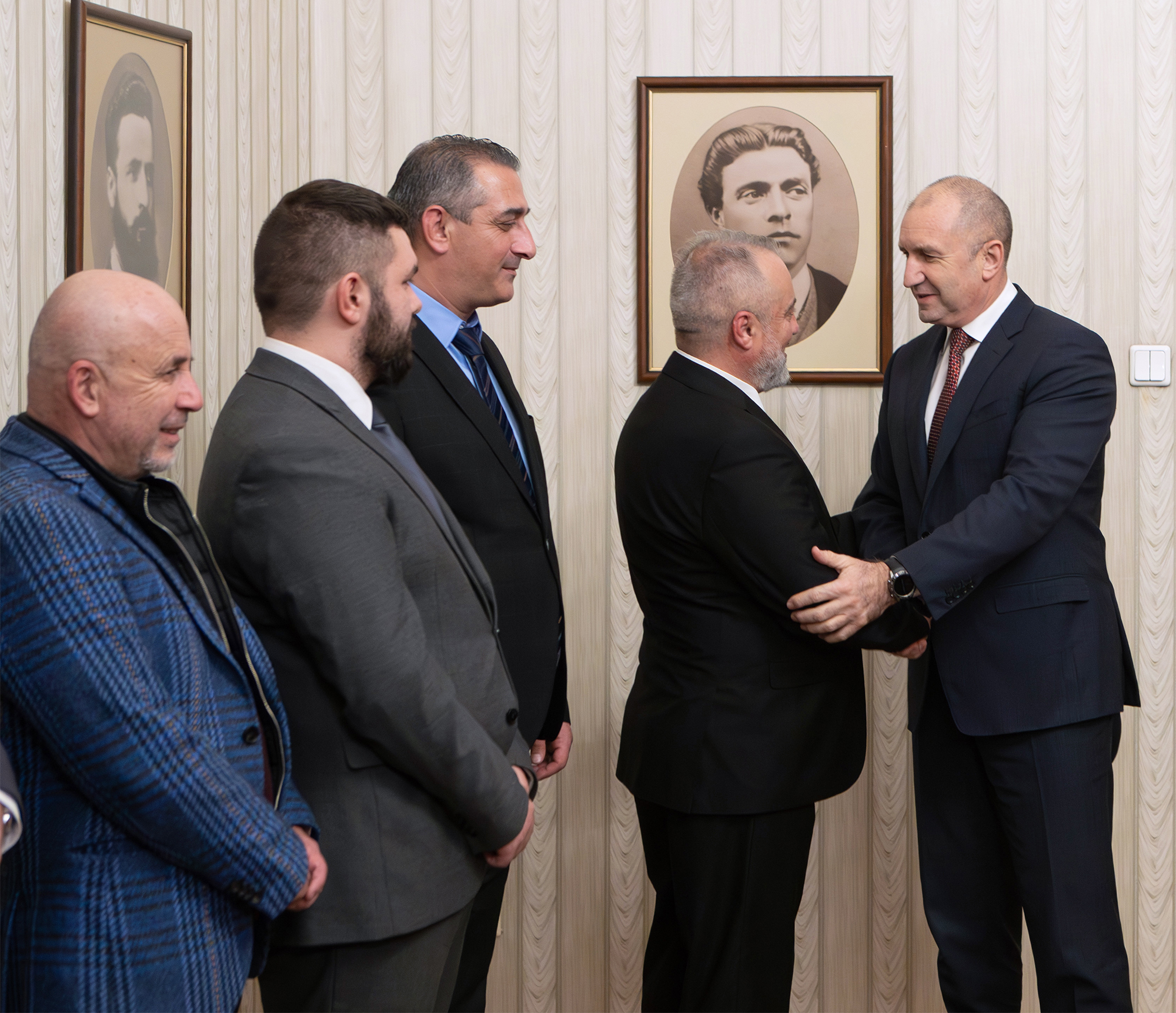 Радев: Всички се надяваме интеграцията на РСМ да се случи възможно най-скоро, но...