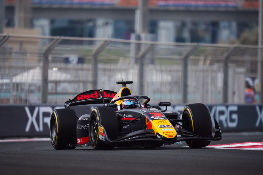 Никола Цолов по време на свободната тренировка преди Гран при1