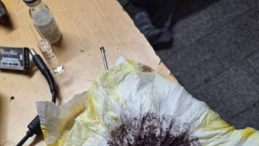 Разкриха импровизирана нарколаборатория в Бургас