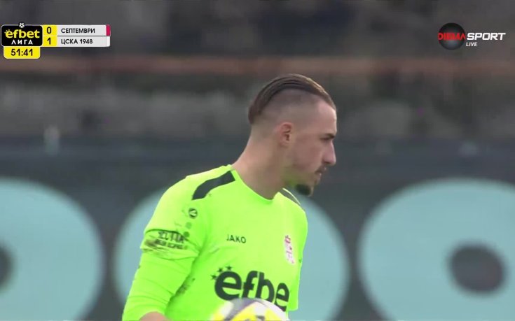 Блестящата намеса на Димитър Шейтанов от ЦСКА 1948 срещу Септември