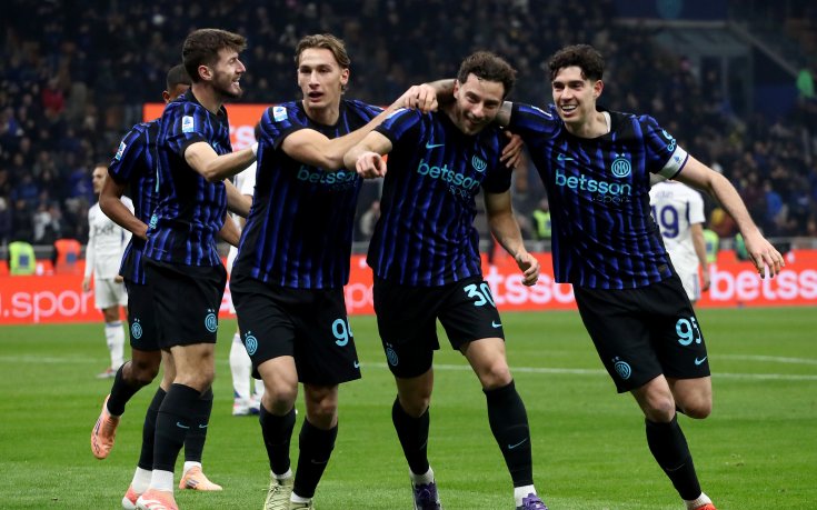 Уверен Интер се позабавлява в Комо и се завърна на върха поне за ден