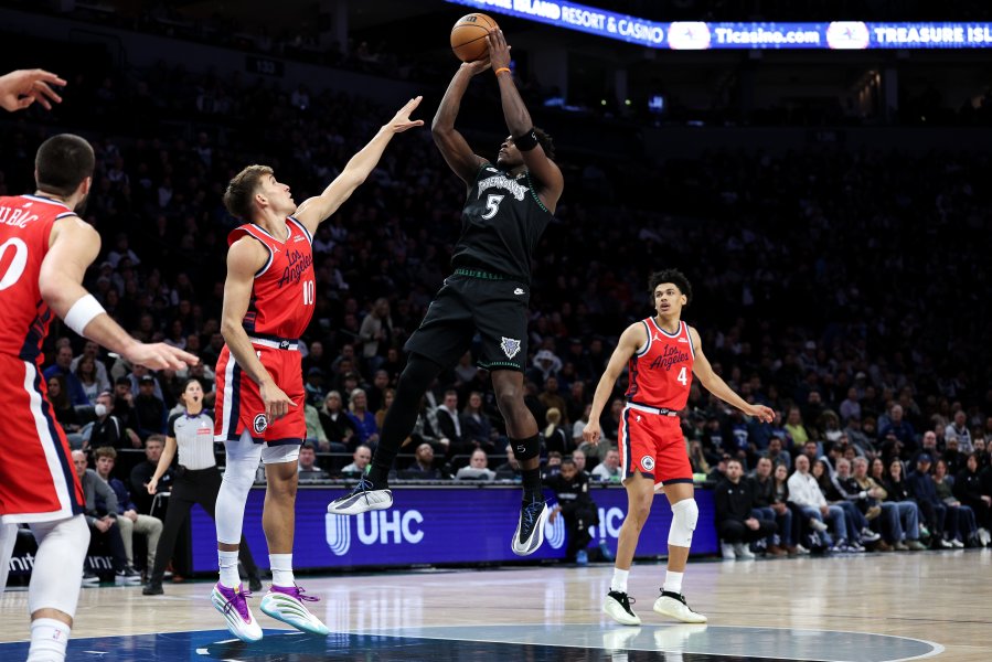 Минесота Тимбъруулвс Лос Анджелис Клипърс1